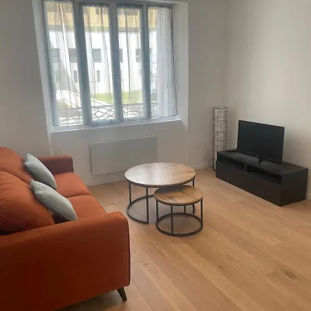 Apparemment Avec Terrasse Proche Centre-ville شقة