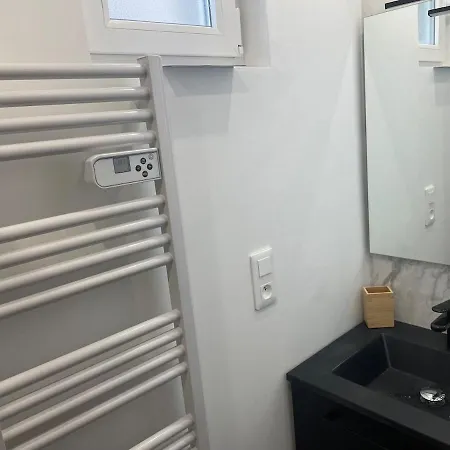 شقة Apparemment Avec Terrasse Proche Centre-ville *